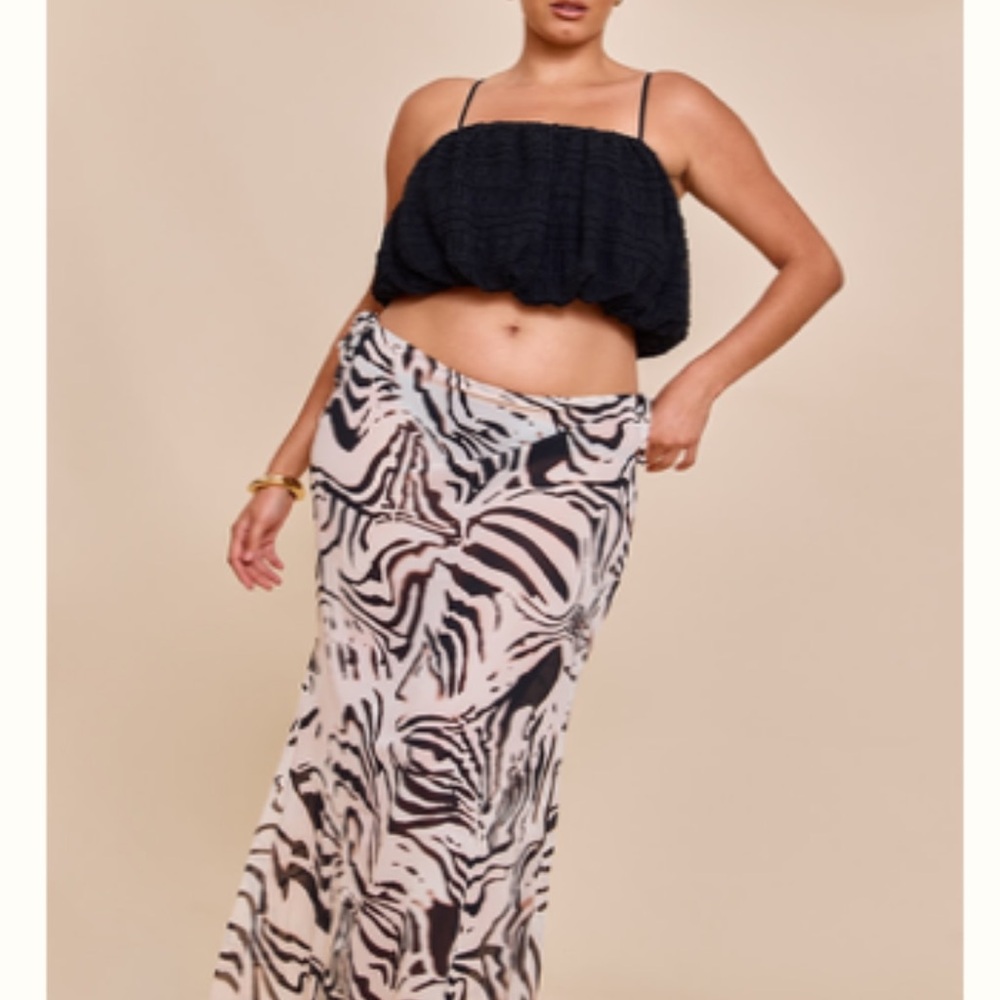 PrettyLittleThing Black and Cream Zebra Print Maxi Skirt
